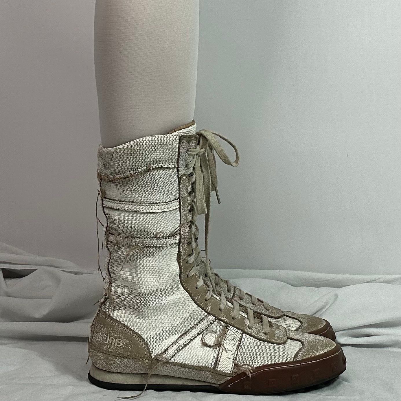 Art Company Distressed Boxing Lace Up boots