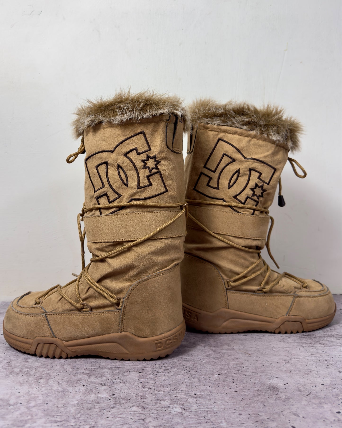 DC Chalet Vintage Rare Moon Boots 38/39