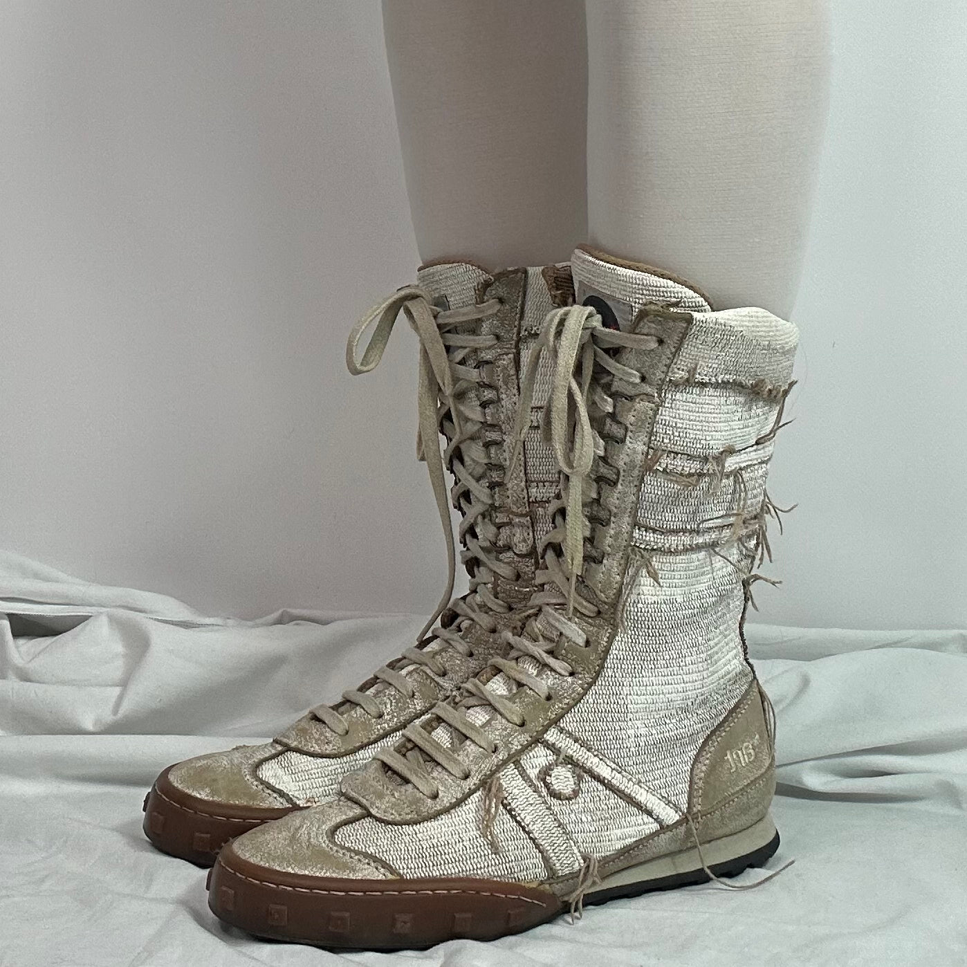 Art Company Distressed Boxing Lace Up boots