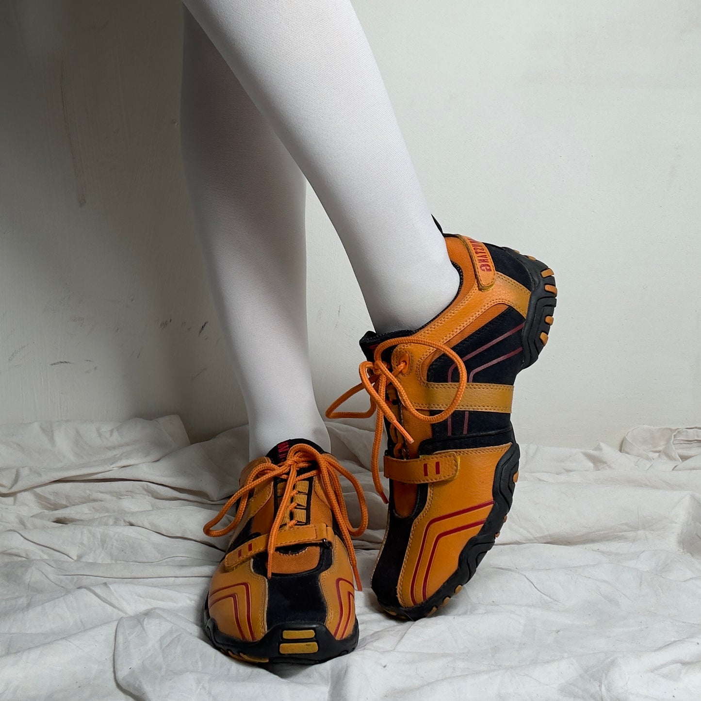 Mustang Vintage Cyber Sneakers