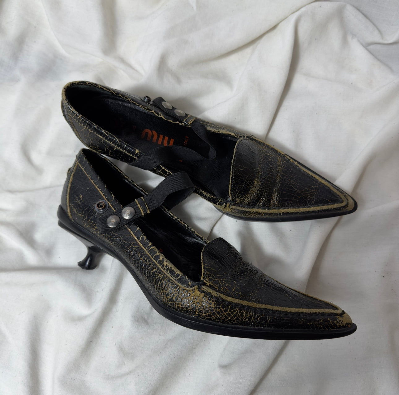 Miu Miu ‘99 distressed leather kitten heels