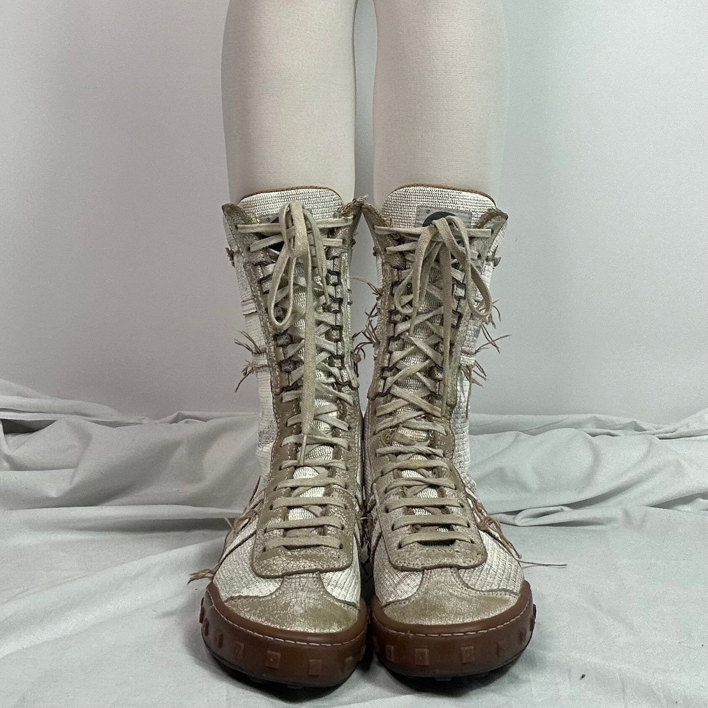 Art Company Distressed Boxing Lace Up boots