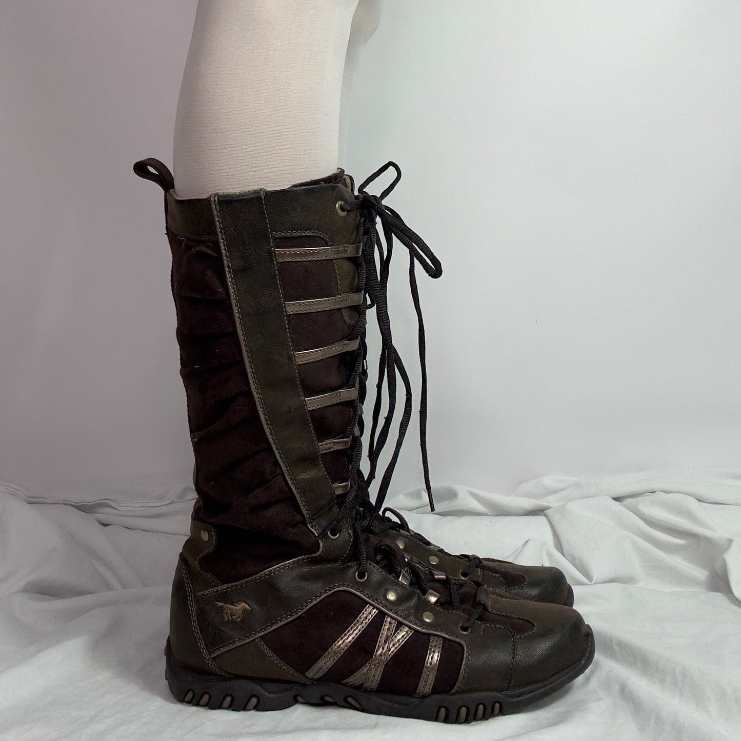 Mustang Vintage Boxing Lace Up Boots 40/41