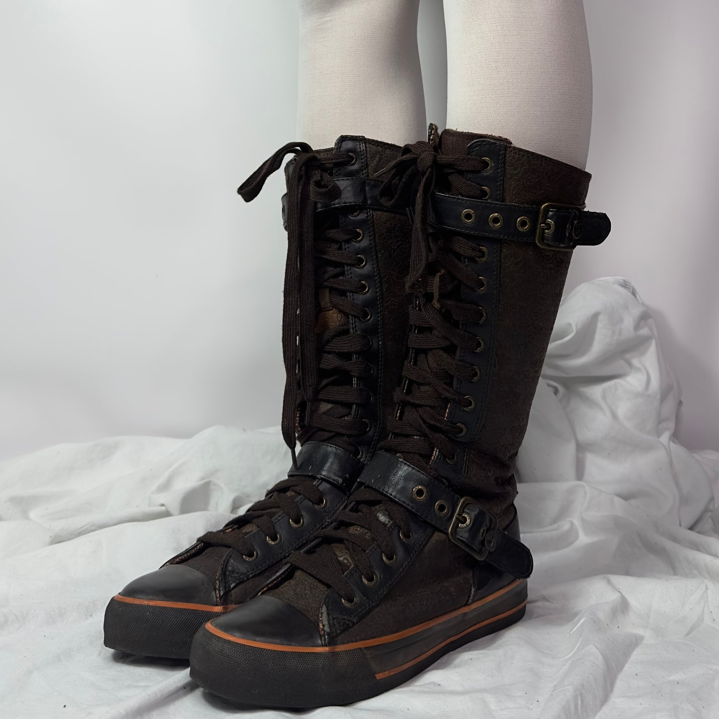 Vintage Lace Up Boxing Boots / converse style