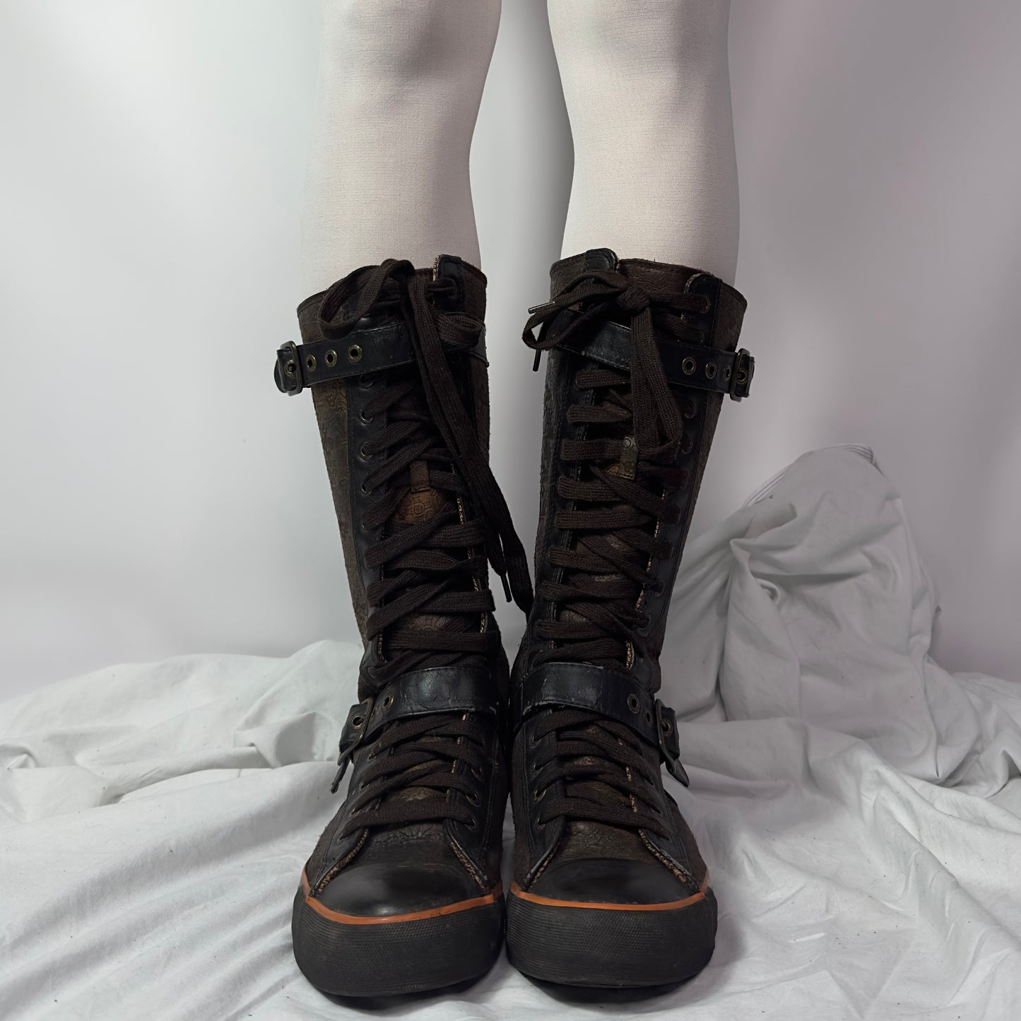 Vintage Lace Up Boxing Boots / converse style