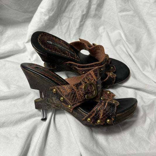 Luciano Carvari Vintage italian wedge heels 37.5/38.5